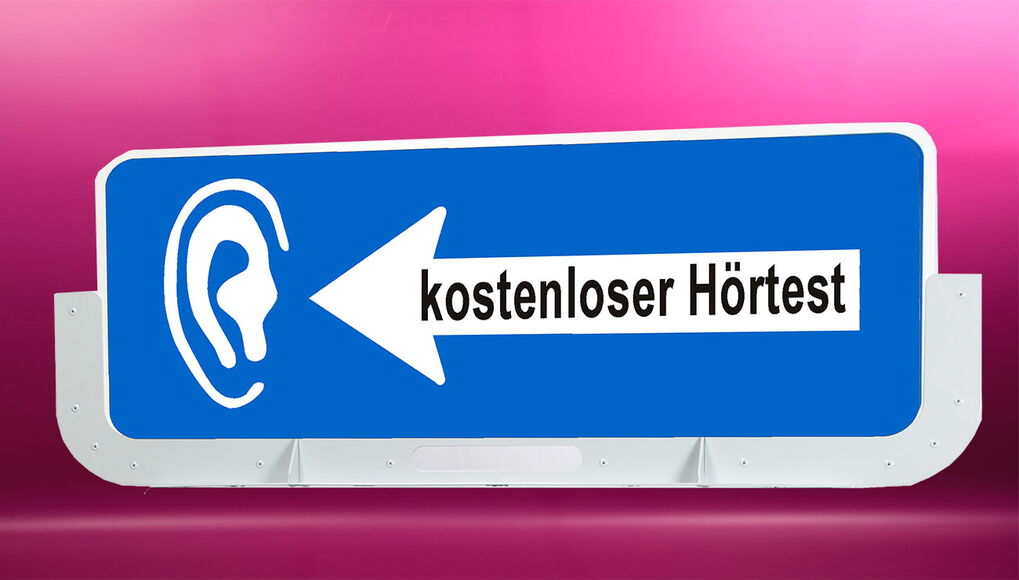 Schild "Kostenloser Hörtest"